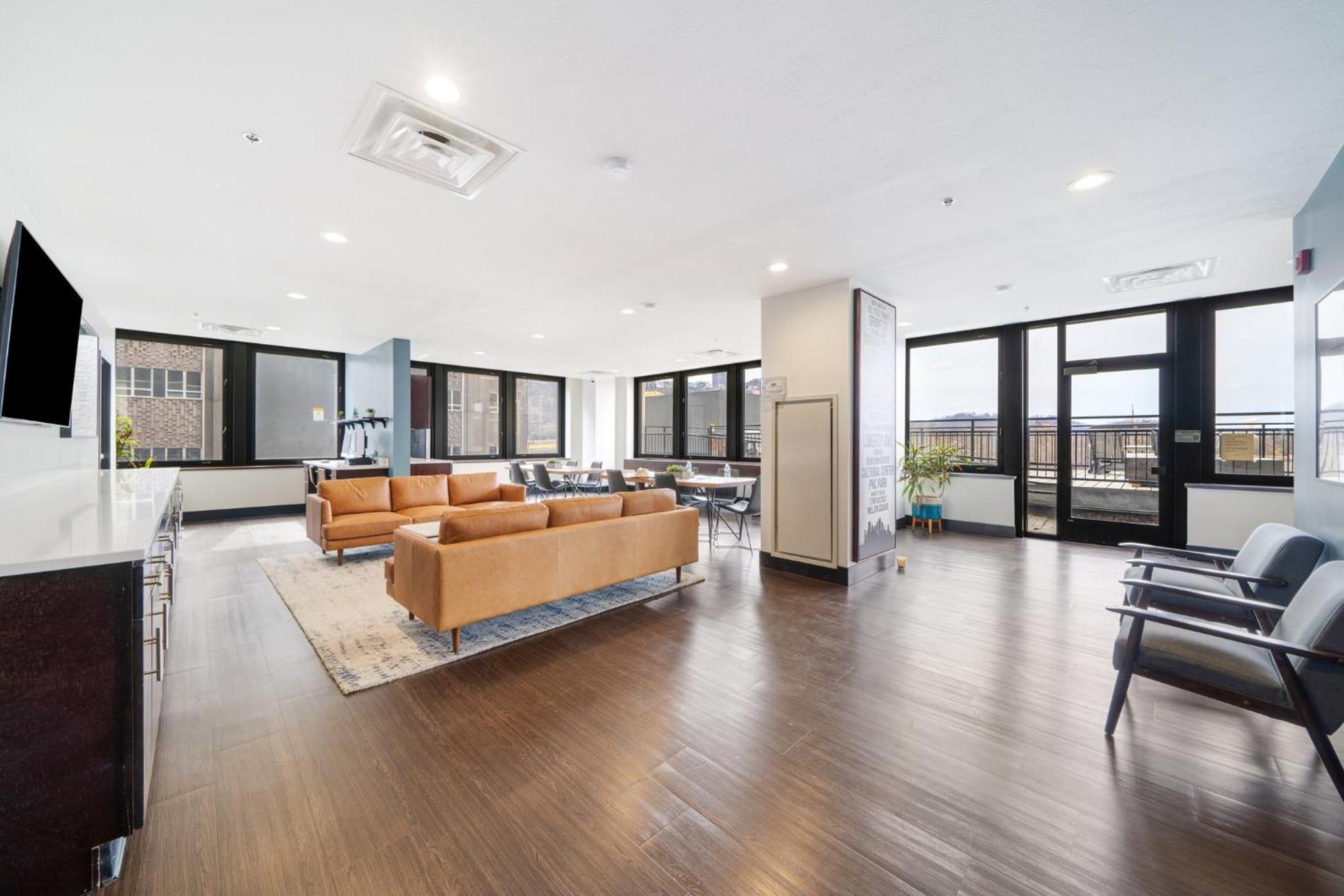 דירות פיטסבורג Vibrant Luxury Prime Location 24-7 Onsite Parking Gym Lounge מראה חיצוני תמונה